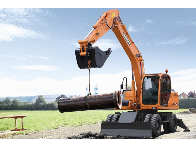 Экскаватор DX140W